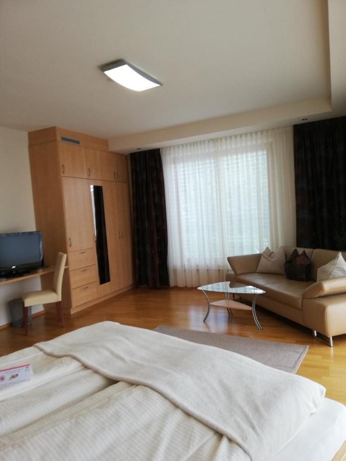 Landhaus Griesser Hotel เซโบเดิน ภายนอก รูปภาพ